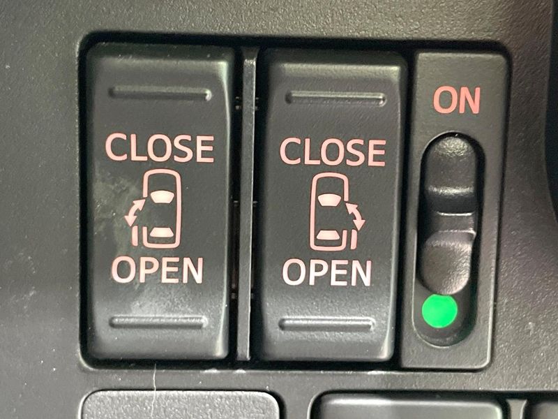 2017 Toyota Roomy DBA-M900A (UW-6a6eb5c4ebb9c)[23]