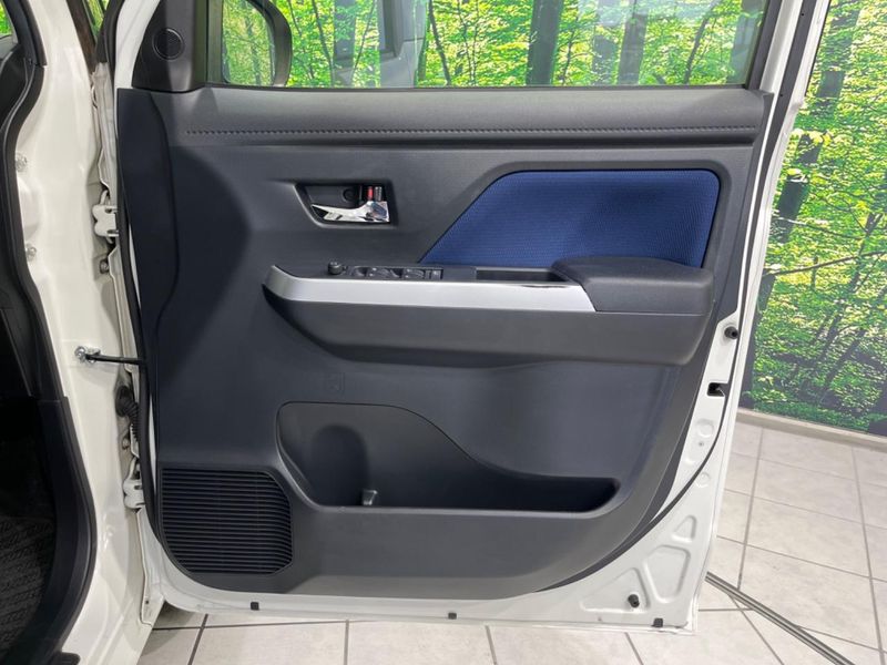 2017 Toyota Roomy DBA-M900A (UW-6a6eb5c6371d6)[27]