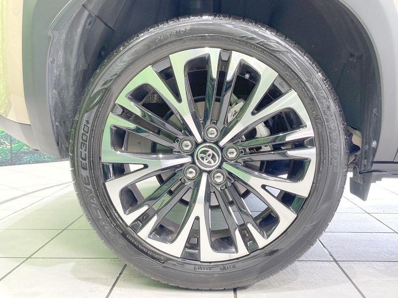 2024 Toyota Yaris Cross 6AA-MXPJ10 (UW-6a6eb65ae93e4)[28]