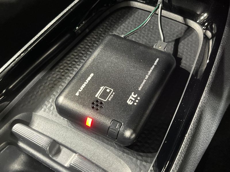 2024 Toyota Aqua 6AA-MXPK11 (UW-6a6eb6630bdb9)[21]
