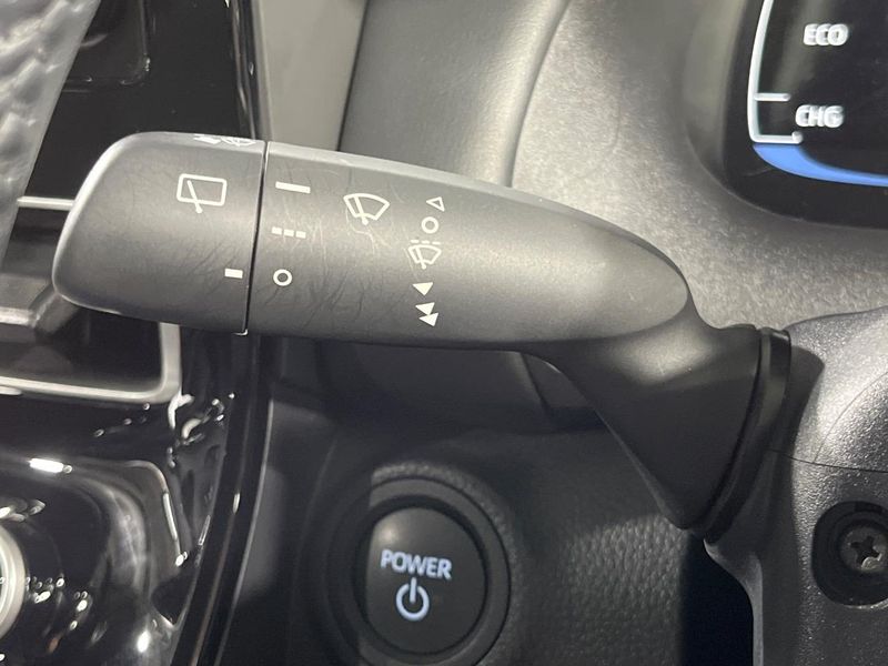 2024 Toyota Aqua 6AA-MXPK11 (UW-6a6eb6630bdb9)[12]