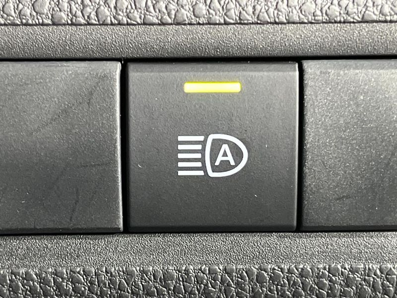 2024 Toyota Aqua 6AA-MXPK11 (UW-6a6eb6630bdb9)[7]