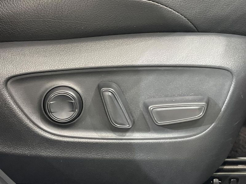 2021 Toyota Harrier 6BA-MXUA80 (UW-6a6eb670e2cae)[13]