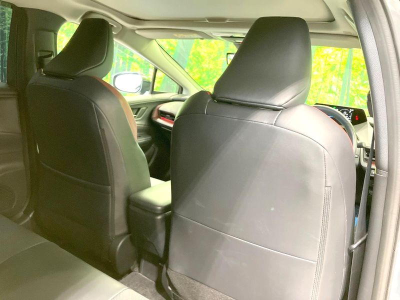 2023 Toyota Prius 6AA-MXWH60 (UW-6a6eb67e4f1ea)[14]