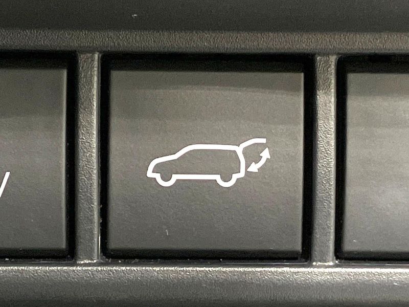 2023 Toyota Prius 6AA-MXWH60 (UW-6a6eb67e4f1ea)[23]