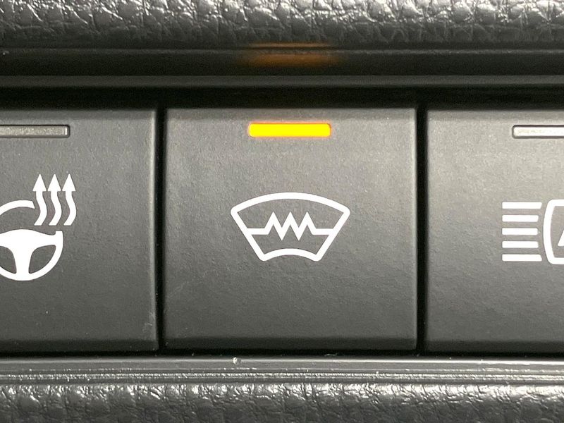 2023 Toyota Prius 6AA-MXWH60 (UW-6a6eb67e4f1ea)[20]