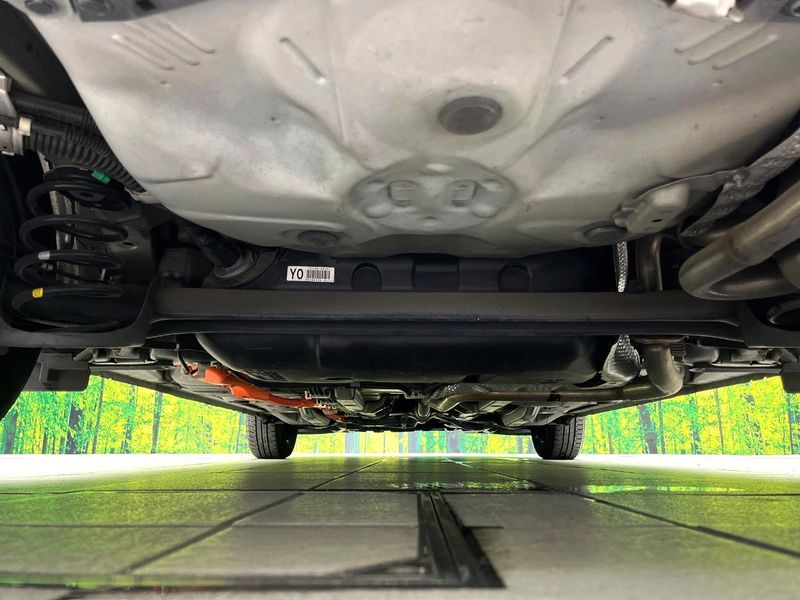 2015 Toyota Aqua DAA-NHP10 (UW-6a6eb6968aa08)[29]