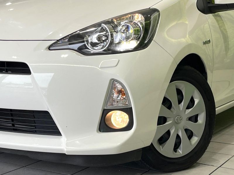 2012 Toyota Aqua DAA-NHP10 (UW-6a6eb69b5b961)[8]