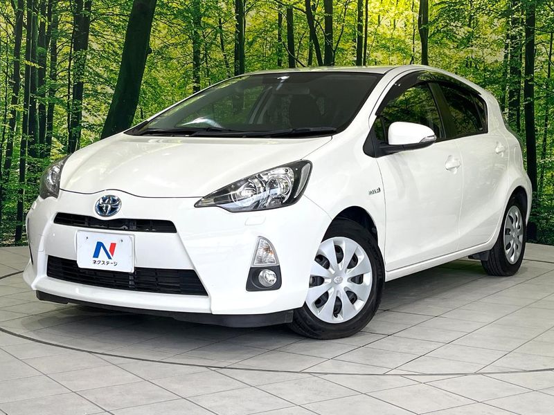 2012 Toyota Aqua DAA-NHP10 (UW-6a6eb69b5b961)[0]