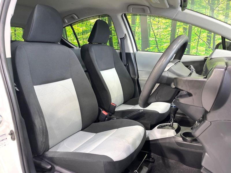 2012 Toyota Aqua DAA-NHP10 (UW-6a6eb69b5b961)[6]