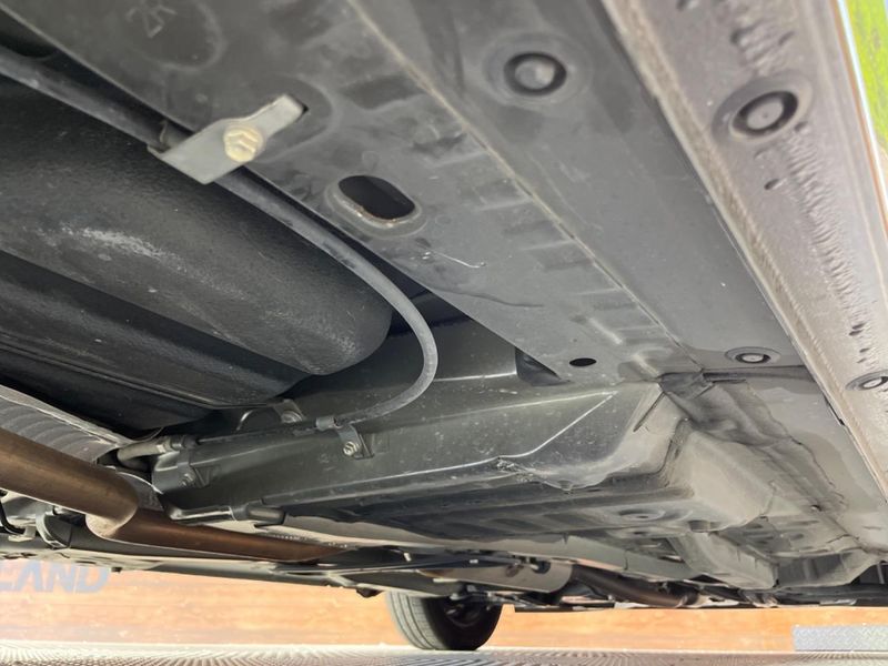 2019 Toyota Sienta DBA-NSP170G (UW-6a6eb6b1d07a9)[19]