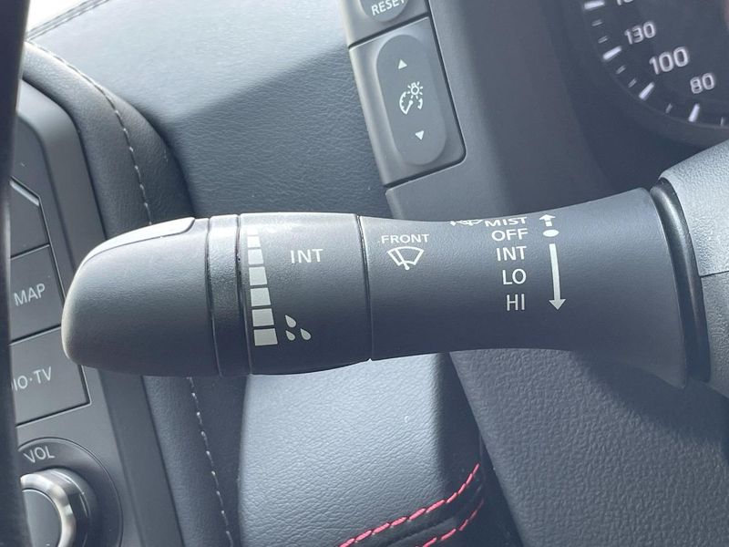 2017 Nissan GT-R DBA-R35 (UW-6a6eb6be646a3)[14]