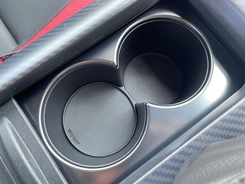 2017 Nissan GT-R DBA-R35 (UW-6a6eb6be646a3)[26]