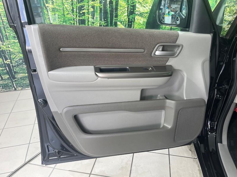 2016 Honda Step Wagon DBA-RP1 (UW-6a6eb6c6be264)[24]