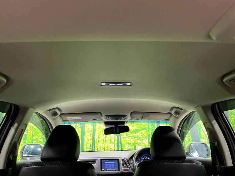 2015 Honda Vezel DAA-RU3 (UW-6a6eb6cf13d8d)[17]