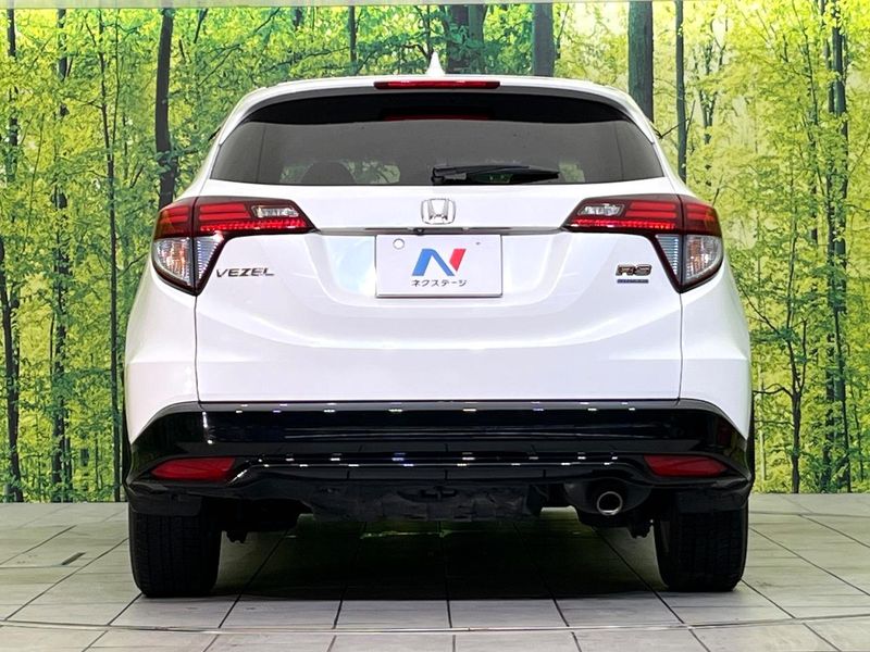 2017 Honda Vezel DAA-RU3 (UW-6a6eb6d23d94f)[17]