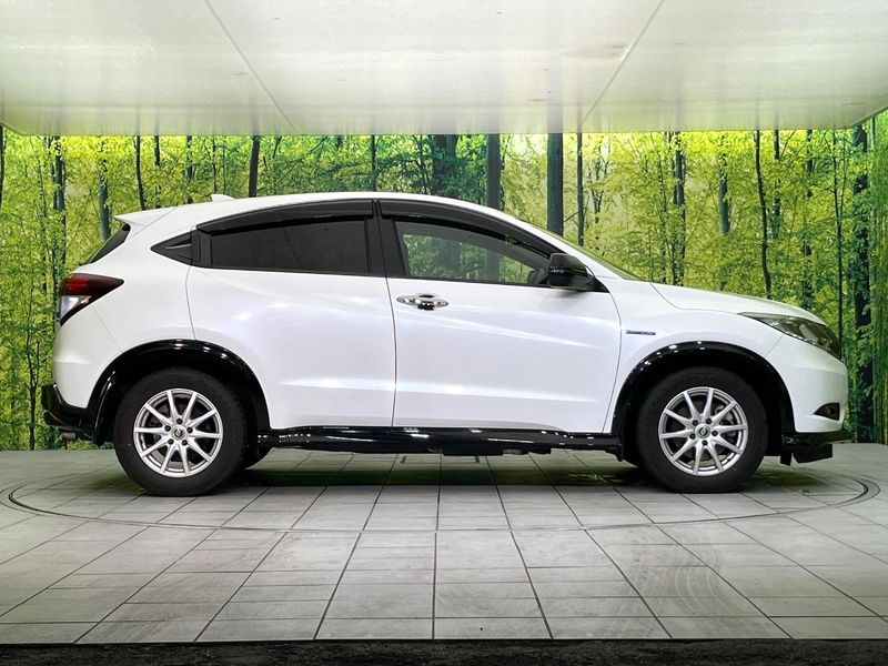 2017 Honda Vezel DAA-RU3 (UW-6a6eb6d23d94f)[15]