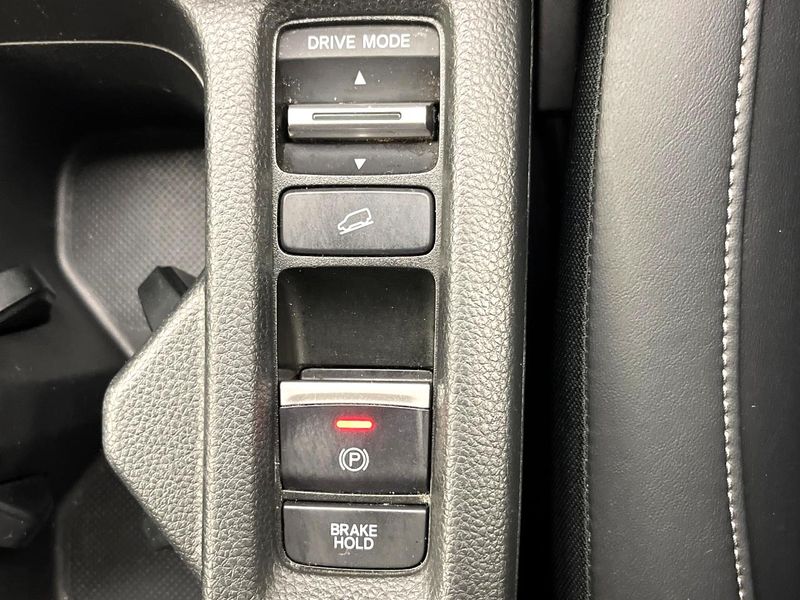 2021 Honda Vezel 6AA-RV5 (UW-6a6eb6d5ce814)[20]