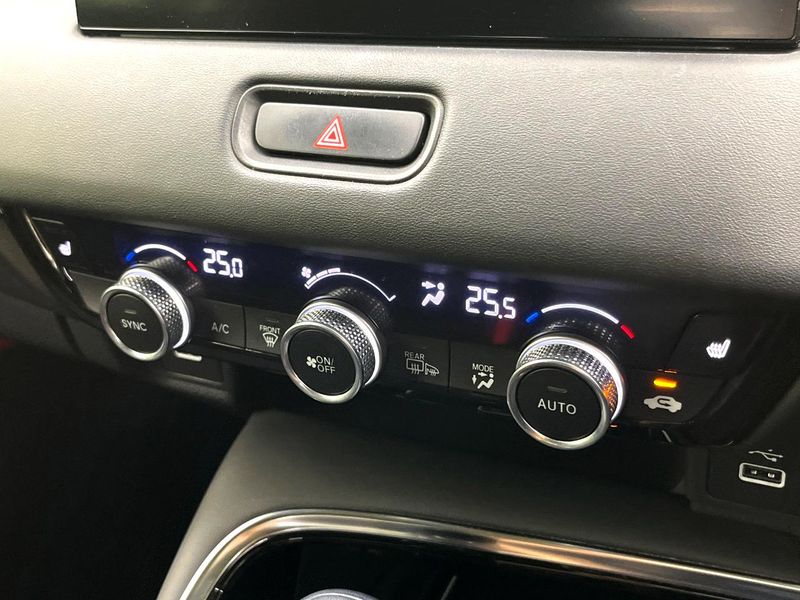 2021 Honda Vezel 6AA-RV5 (UW-6a6eb6d5ce814)[22]