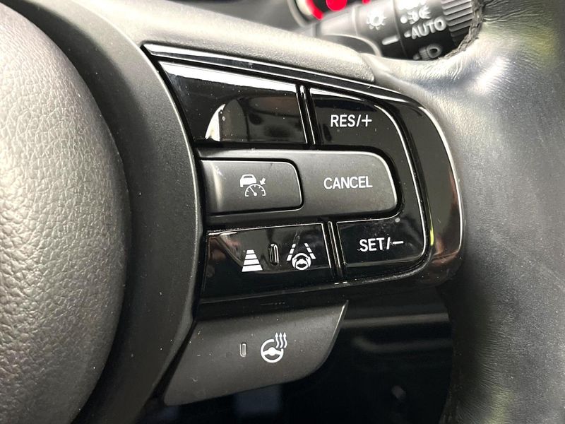 2021 Honda Vezel 6AA-RV5 (UW-6a6eb6d5ce814)[13]