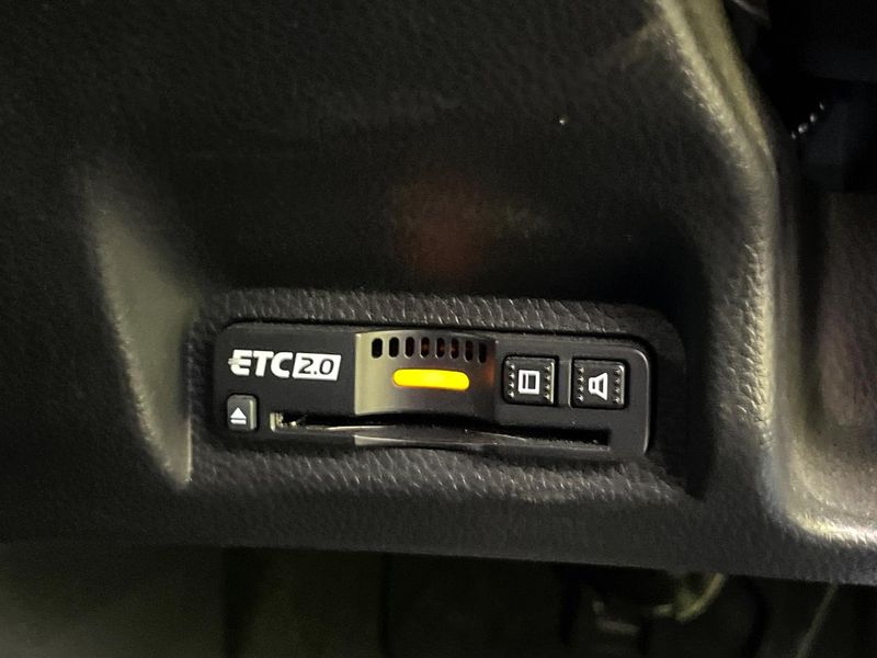 2021 Honda Vezel 6AA-RV5 (UW-6a6eb6d5ce814)[8]