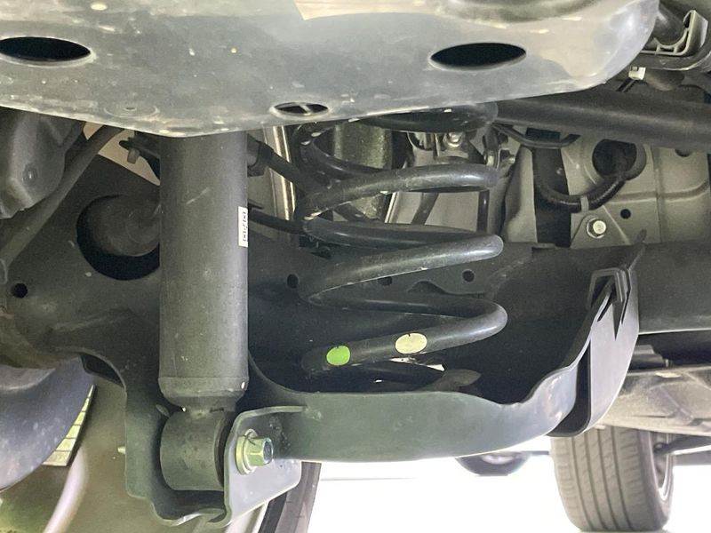 2021 Honda Vezel 6AA-RV5 (UW-6a6eb6d862448)[25]