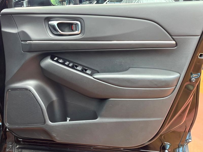 2024 Honda Vezel 6AA-RV5 (UW-6a6eb6df0a00e)[20]