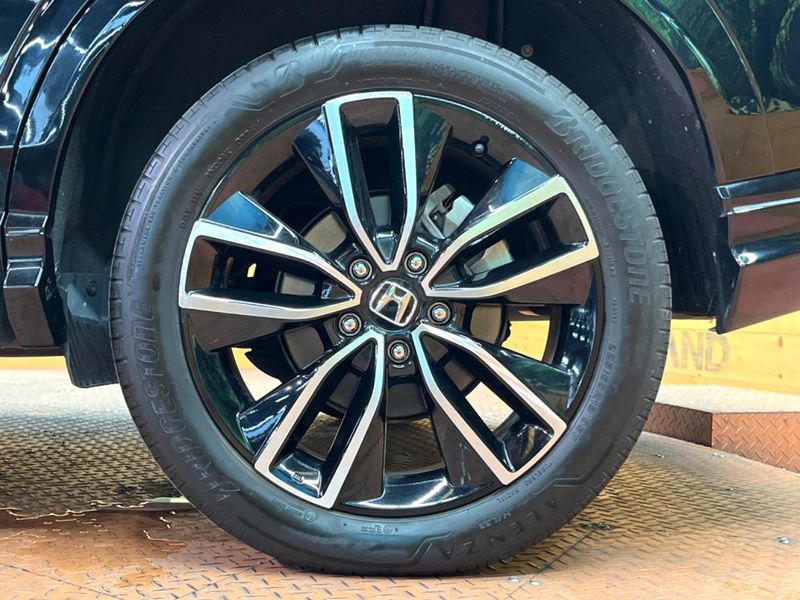 2024 Honda Vezel 6AA-RV5 (UW-6a6eb6df0a00e)[17]