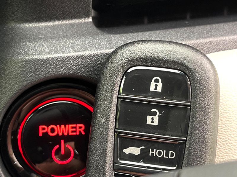 2026 Honda Vezel 6AA-RV5 (UW-6a6eb6e2cfd97)[9]