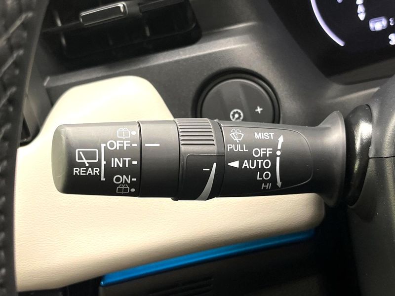 2026 Honda Vezel 6AA-RV5 (UW-6a6eb6e2cfd97)[18]