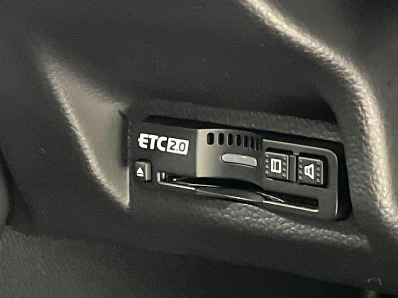 2021 Honda Vezel 6AA-RV6 (UW-6a6eb6e4adc4d)[7]