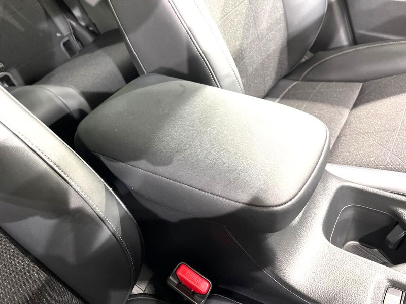 2021 Honda Vezel 6AA-RV6 (UW-6a6eb6e4adc4d)[17]