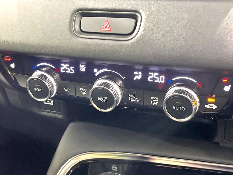 2021 Honda Vezel 6AA-RV6 (UW-6a6eb6e4adc4d)[9]
