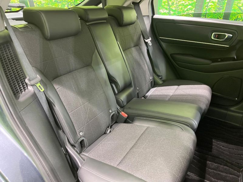 2023 Honda Vezel 6AA-RV6 (UW-6a6eb6e549716)[10]
