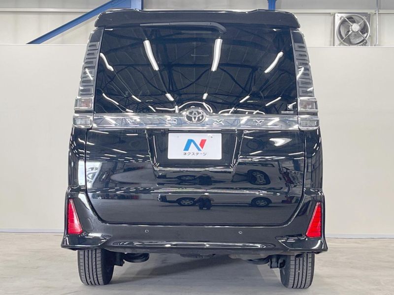 2020 Toyota Voxy 3BA-ZRR85W (UW-6a6eb7699e5d7)[4]