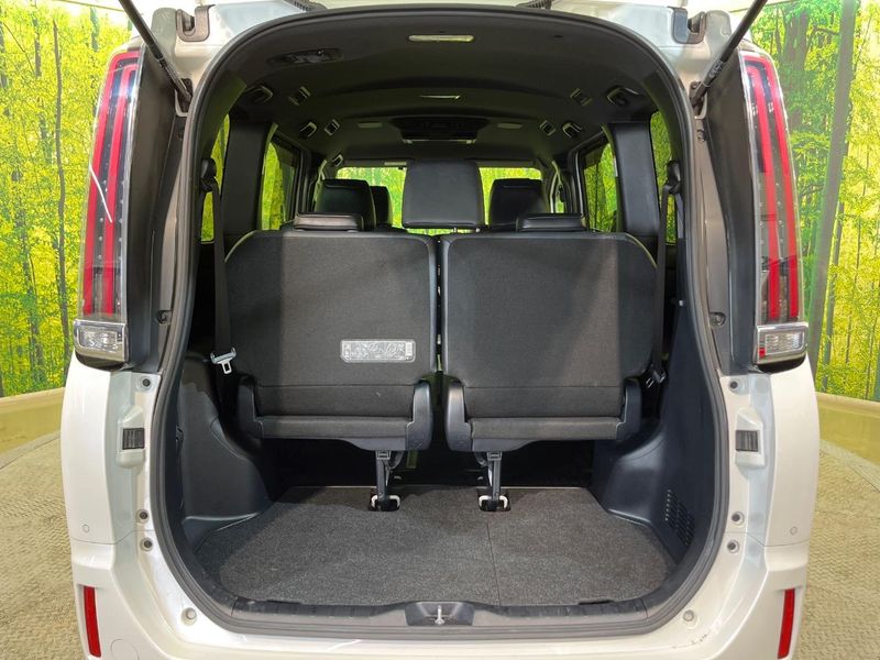 2020 Toyota Esquire DAA-ZWR80G (UW-6a6eb7971cc42)[24]