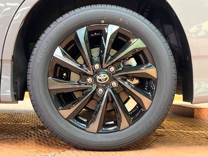 2026 Toyota Voxy 6AA-ZWR90W (UW-6a6eb7a518e9a)[19]