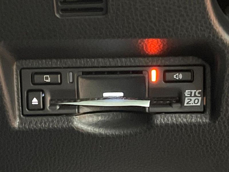 2026 Toyota Voxy 6AA-ZWR90W (UW-6a6eb7a518e9a)[28]