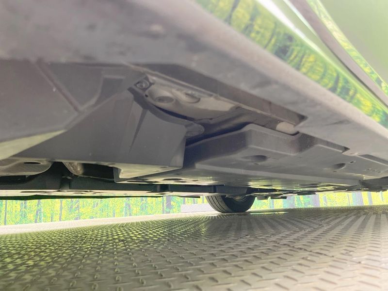 2018 Toyota C-HR DAA-ZYX10 (UW-6a6eb7aa3ff3d)[20]