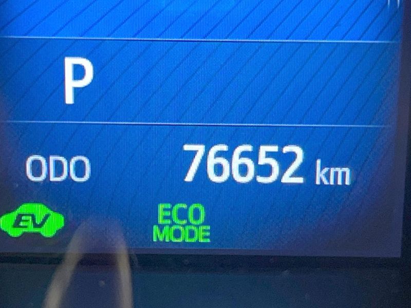 2018 Toyota C-HR DAA-ZYX10 (UW-6a6eb7aa3ff3d)[2]