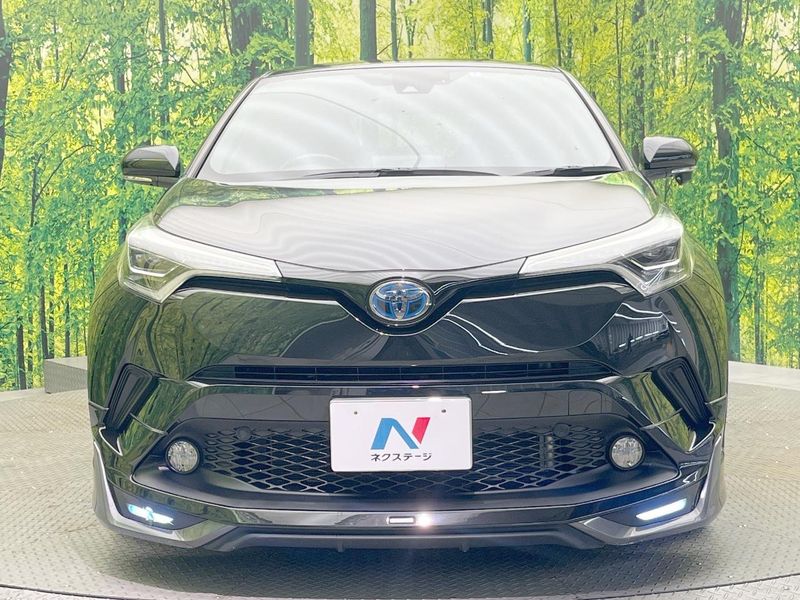 2018 Toyota C-HR DAA-ZYX10 (UW-6a6eb7aa3ff3d)[8]