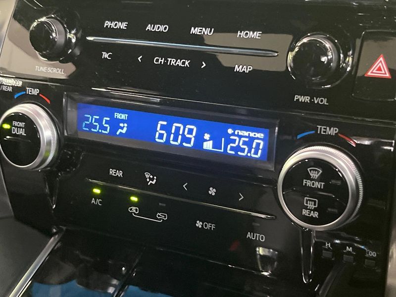 2021 Toyota Alphard 3BA-AGH30W (UW-6a700524c3f2d)[13]