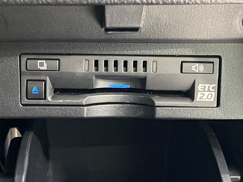 2021 Toyota Alphard 3BA-AGH30W (UW-6a70052cda7c6)[24]