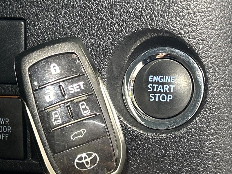 2019 Toyota Alphard DBA-AGH35W (UW-6a70052f18a21)[24]