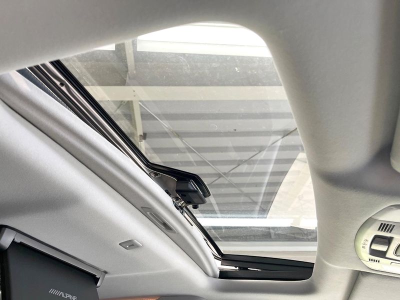 2014 Toyota Vellfire DBA-ANH20W (UW-6a70054061cc1)[16]