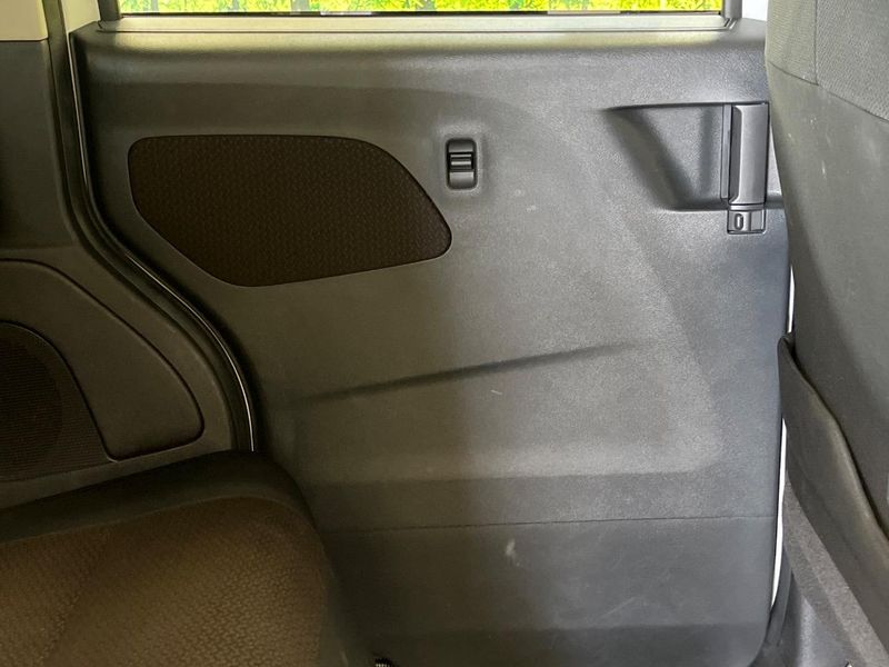 2022 Mitsubishi eK Cross Space 5AA-B34A (UW-6a7005846f6df)[16]