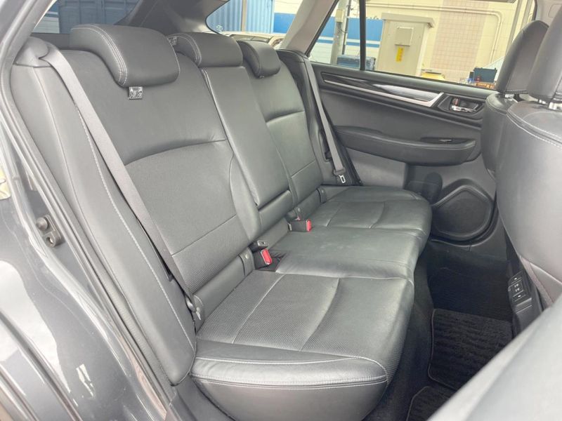 2018 Subaru Legacy Outback DBA-BS9 (UW-6a7005a9c34e1)[7]