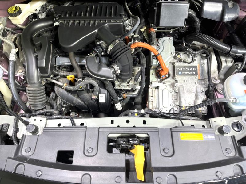 2021 Nissan Note 6AA-E13 (UW-6a7005d2b8e06)[4]