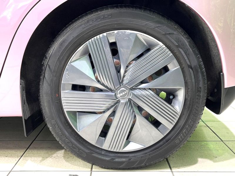2021 Nissan Note 6AA-E13 (UW-6a7005d2b8e06)[13]