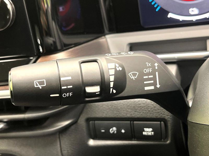 2021 Nissan Aura 6AA-FE13 (UW-6a7005dac501f)[18]